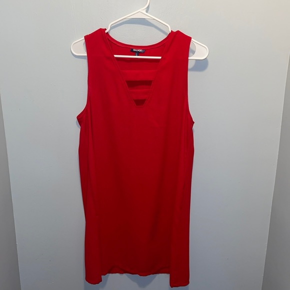 Tildon Red Cutout Shift Dress - Picture 2 of 5